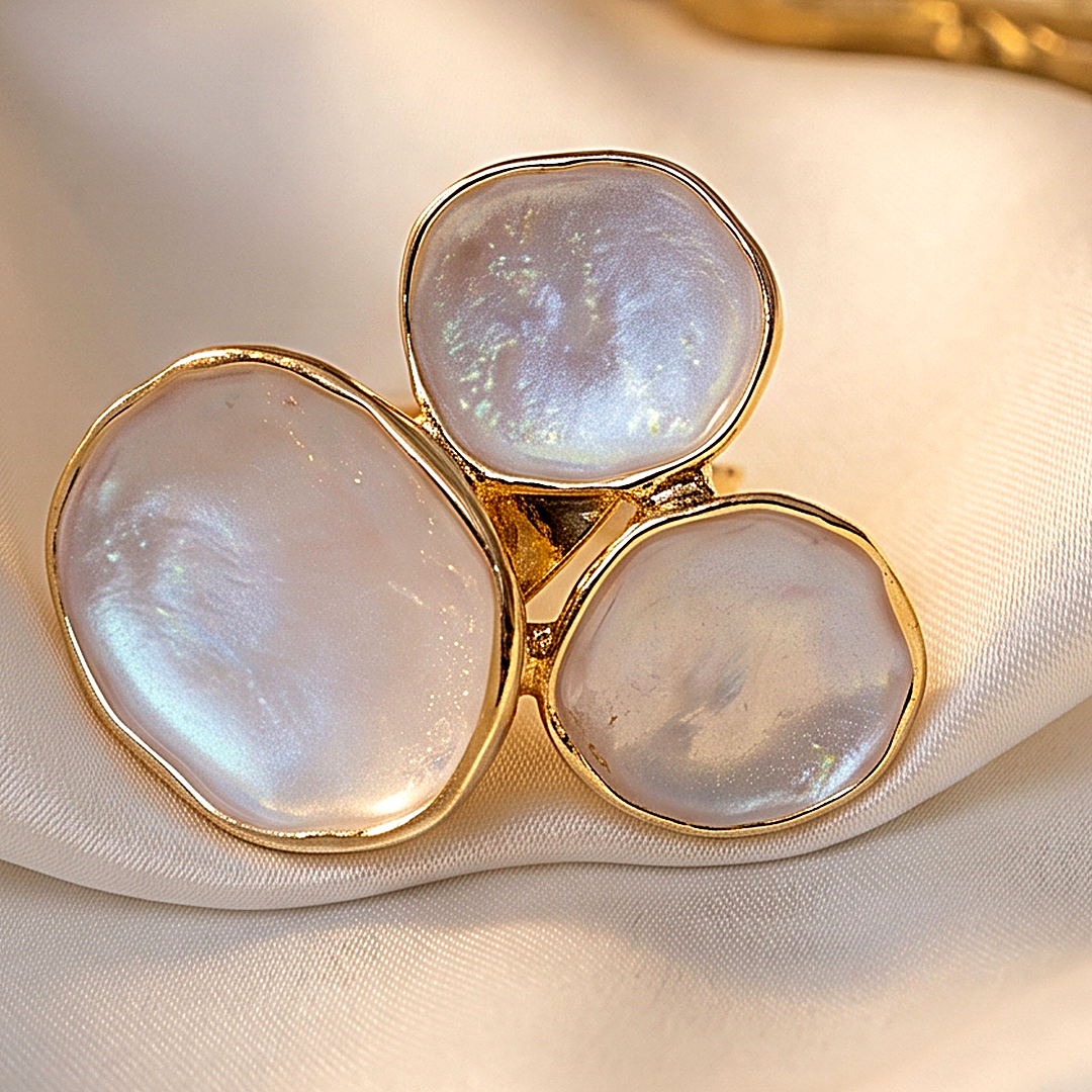 Frosted Petal Trio Resin Ring